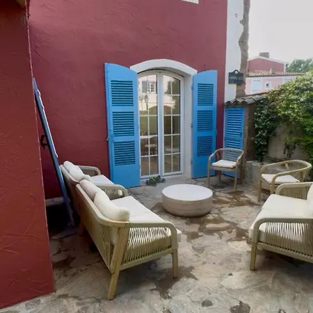 Villa D'exception Avec Jardin Et Piscine Sur Le Port