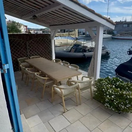 Villa D'exception Avec Jardin Et Piscine Sur Le Port