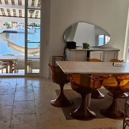 D'exception Avec Jardin Et Piscine Sur Le Port Villa *