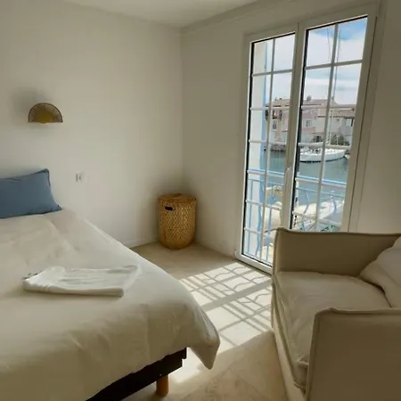 D'exception Avec Jardin Et Piscine Sur Le Port Villa Grimaud