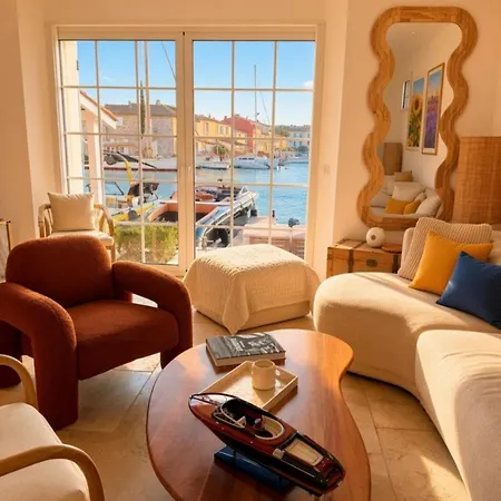 D'exception Avec Jardin Et Piscine Sur Le Port Grimaud